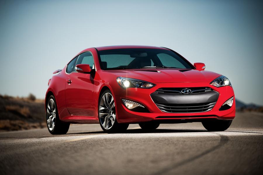 Hyundai Genesis Coupe 2013 года  (фото 47 из 76)